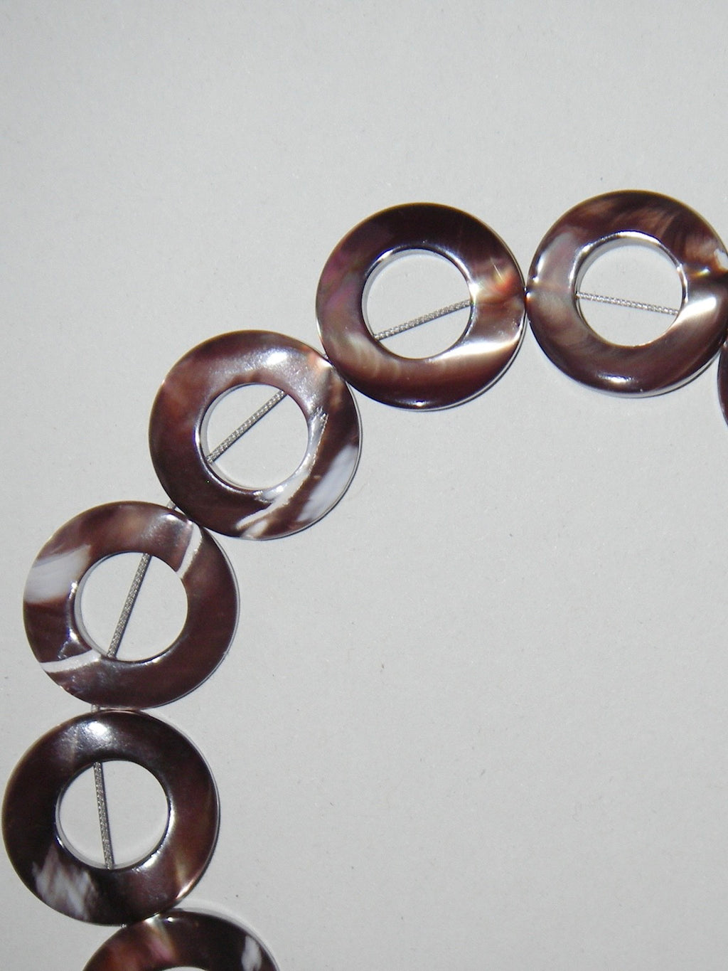 WAWA NECKLACE, CIRCLE