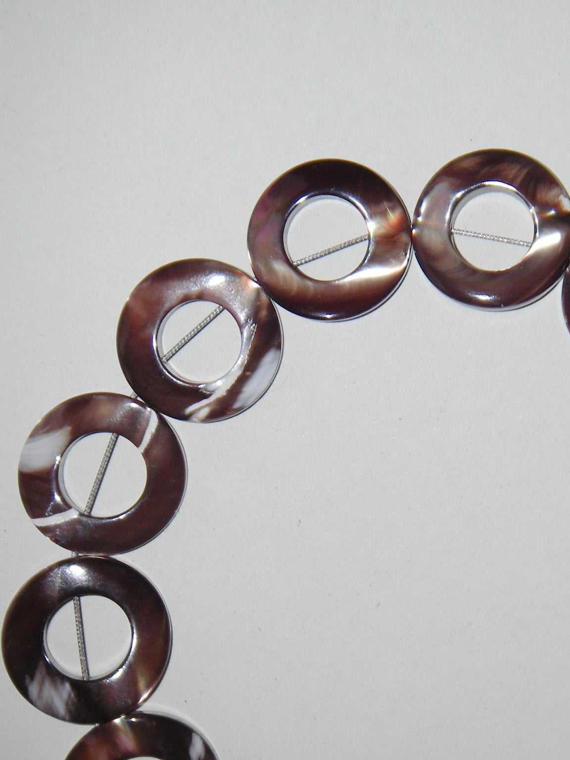 WAWA NECKLACE, CIRCLE